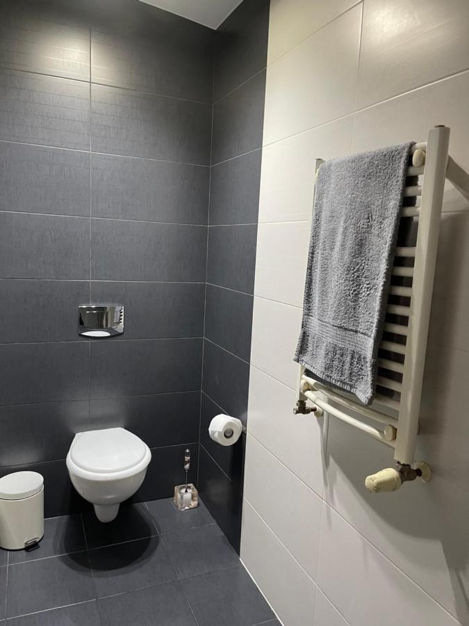 Apartament Rodzinny Ostrowiec Sw Ostrowiec Swietokrzyski Bagian luar foto