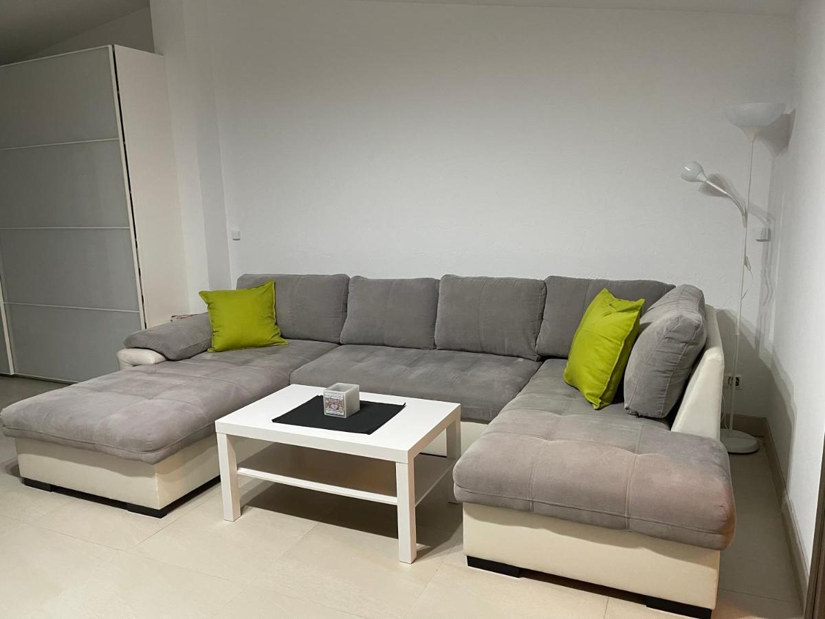 Apartament Rodzinny Ostrowiec Sw Ostrowiec Swietokrzyski Bagian luar foto