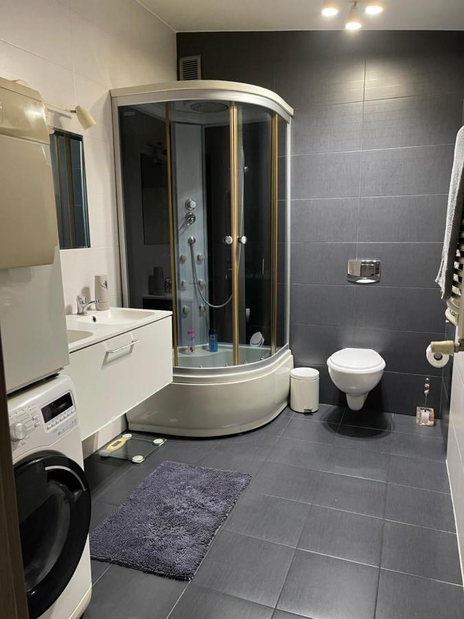 Apartament Rodzinny Ostrowiec Sw Ostrowiec Swietokrzyski Bagian luar foto
